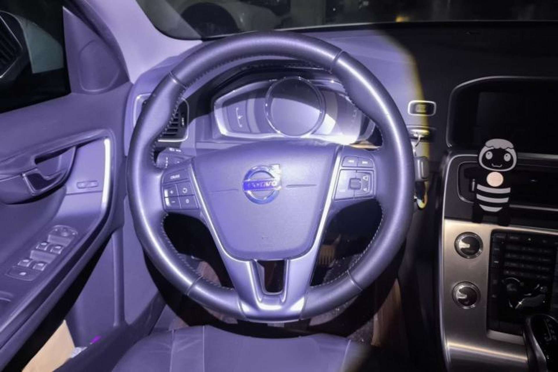 Used Volvo S60 2017 S60L T4 Smart Range Edition Steering Wheel