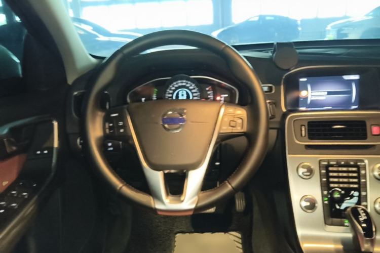 Used Volvo S60 2017 S60L T3 Smart Upgrade Edition Steering Wheel