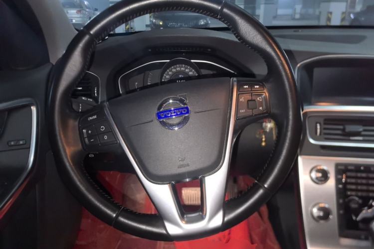 Used Volvo S60 2017 S60L T3 Smart Upgrade Edition Steering Wheel