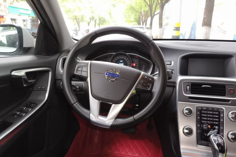 Used Volvo S60 2017 S60L T3 Smart Upgrade Edition Steering Wheel