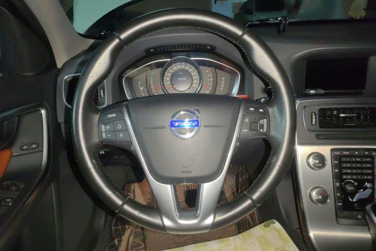 Used Volvo S60 2017 S60L T3 Smart Upgrade Edition Steering Wheel