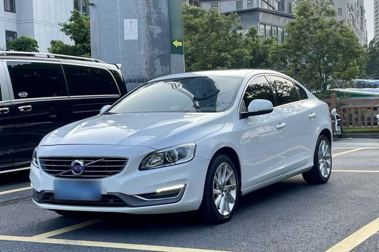 Used Volvo S60 2017 S60L T4 Smart Range Edition Guazi used car, China used car export, Used car for sale, Used  cars, Cheapest cars for sale