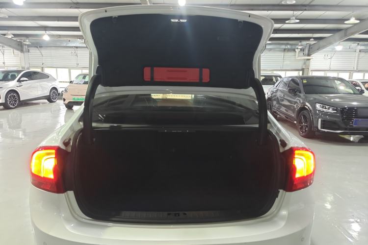 Used Volvo S60 2017 S60L T4 Smart Range Edition Trunk