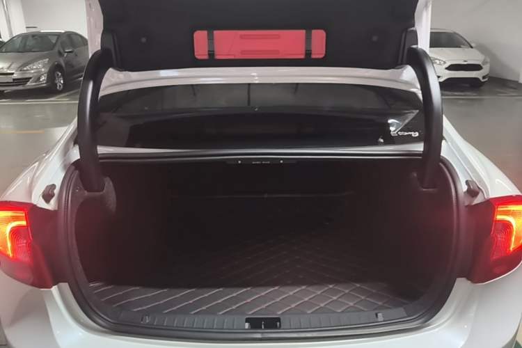 Used Volvo S60 2017 S60L T3 Smart Upgrade Edition Trunk