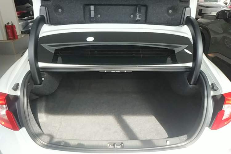 Used Volvo S60 2017 S60L T3 Smart Drive Edition Trunk