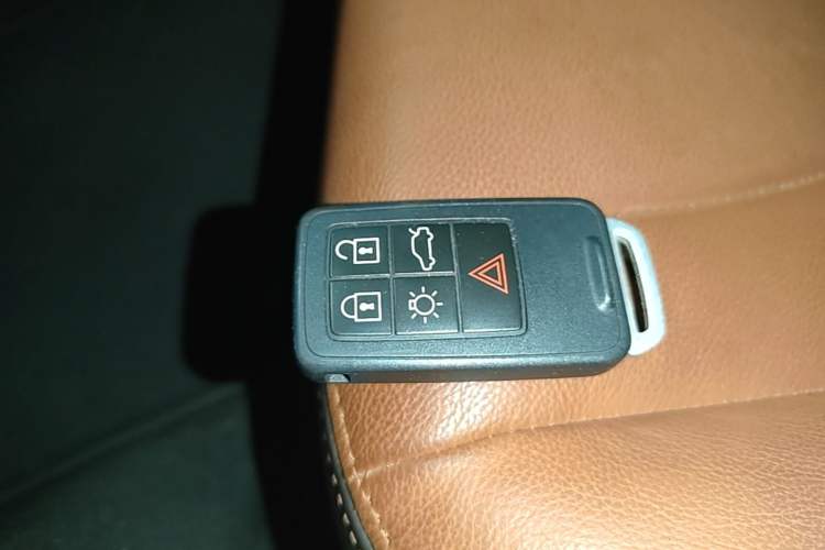 Used Volvo S60 2017 S60L T3 Smart Upgrade Edition Vehicle Key