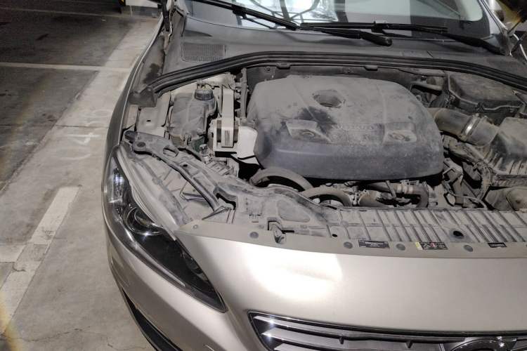 Used Volvo S60 2017 S60L T3 Smart Upgrade Edition Engine Bay Right
