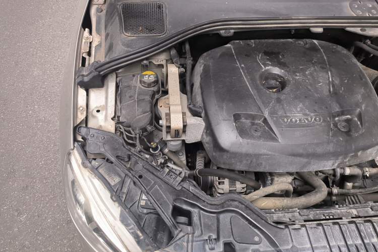 Used Volvo S60 2017 S60L T4 Smart Range Edition Engine Bay Right