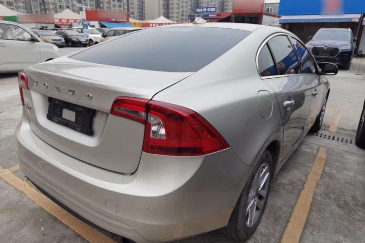 Used Volvo S60 2017 S60L T3 Smart Upgrade Edition Exterior 3
