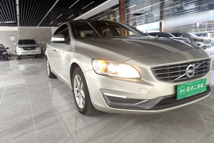 Used Volvo S60 2017 S60L T3 Smart Upgrade Edition Front Right 45 Deg