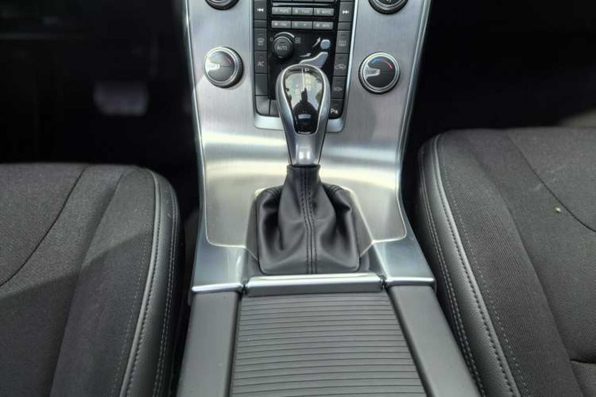 Used Volvo S60 2017 S60L T3 Smart Upgrade Edition Gear Lever