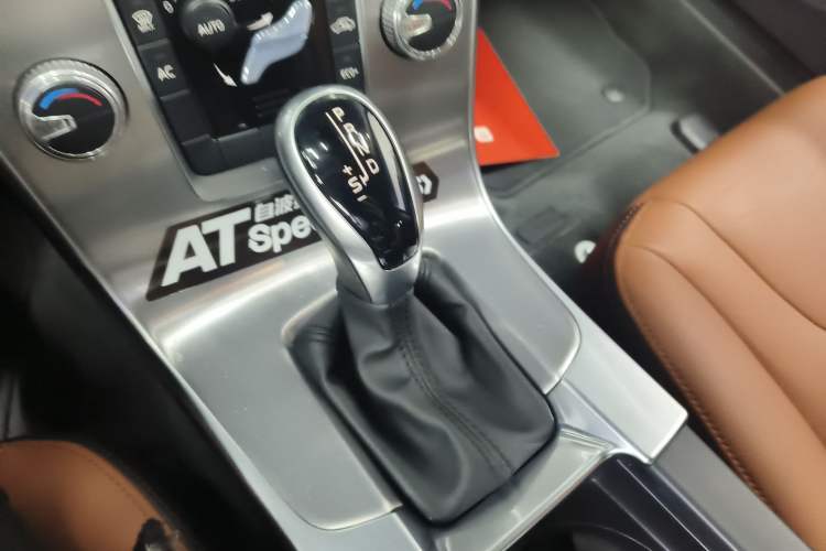 Used Volvo S60 2017 S60L T3 Smart Upgrade Edition Gear Lever