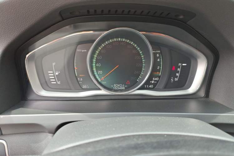 Used Volvo S60 2017 S60L T4 Smart Range Edition Instrument Cluster