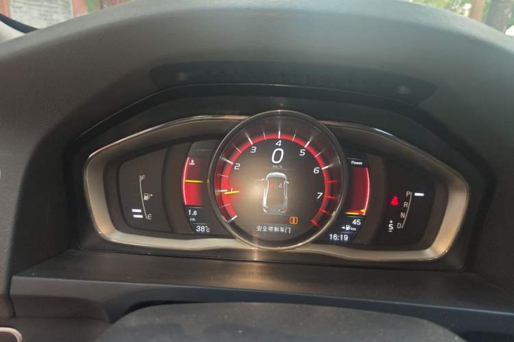 Used Volvo S60 2017 S60L T5 Intelligent Drive Edition Instrument Cluster