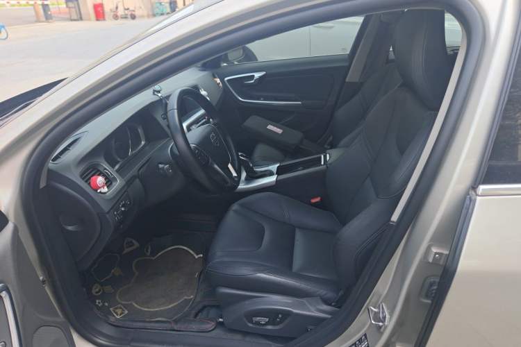 Used Volvo S60 2017 S60L T5 Intelligent Drive Edition Interior 3