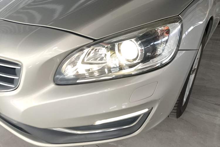 Used Volvo S60 2017 S60L T3 Smart Upgrade Edition Left Front Headlight