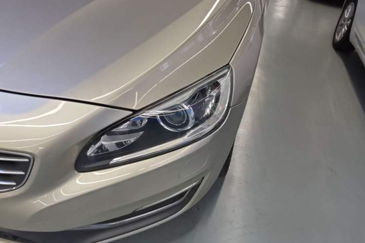 Used Volvo S60 2017 S60L T4 Smart Range Edition Left Front Headlight
