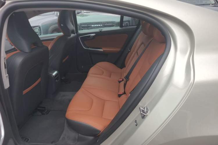 Used Volvo S60 2017 S60L T5 Intelligent Drive Edition Left Rear Seat