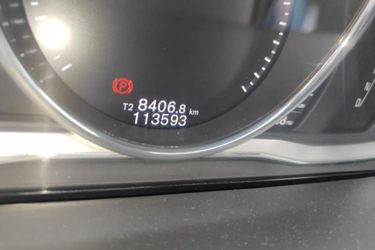 Used Volvo S60 2017 S60L T4 Smart Range Edition Odometer Close Up