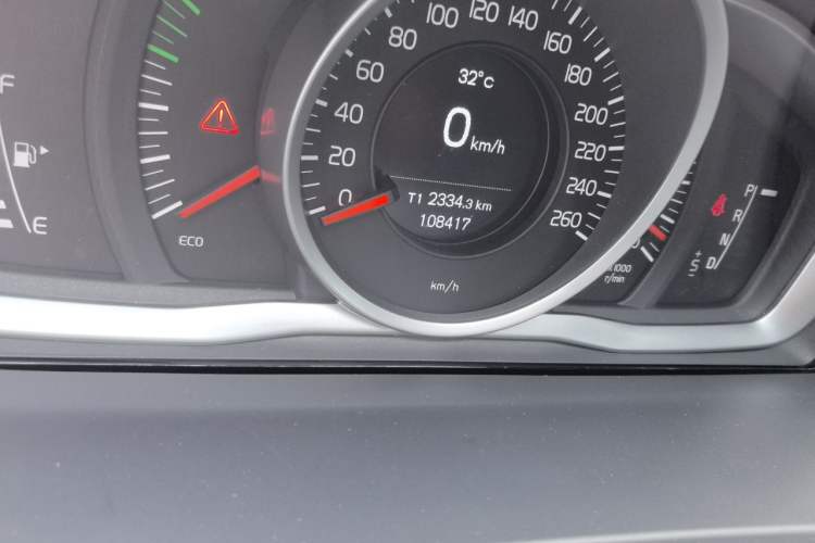 Used Volvo S60 2017 S60L T3 Smart Upgrade Edition Odometer Close Up