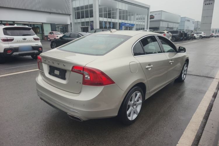 Used Volvo S60 2017 S60L T5 Intelligent Drive Edition Rear Right 45 Deg