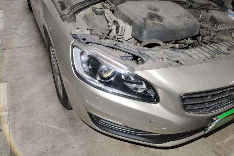 Used Volvo S60 2017 S60L T3 Smart Upgrade Edition Right Front Headlight