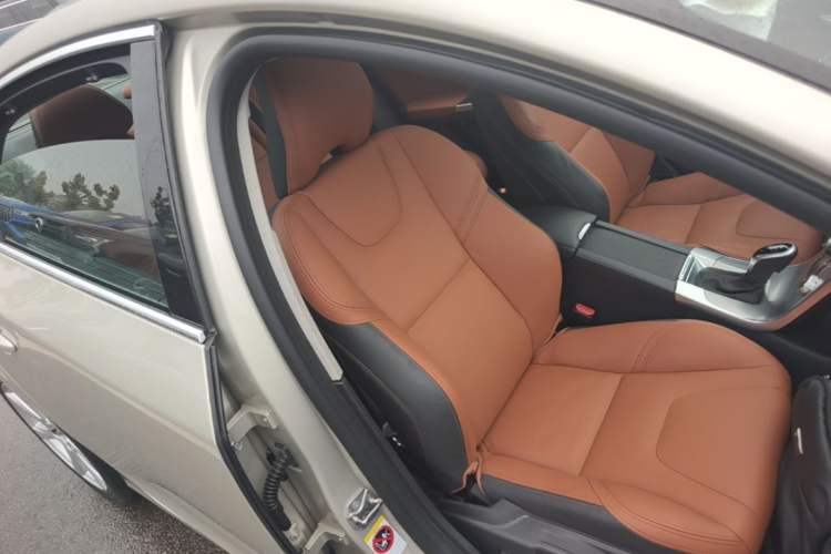 Used Volvo S60 2017 S60L T5 Intelligent Drive Edition Right Front Seat