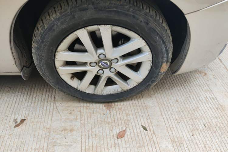 Used Volvo S60 2017 S60L T3 Smart Drive Edition Right Front Wheel Hub