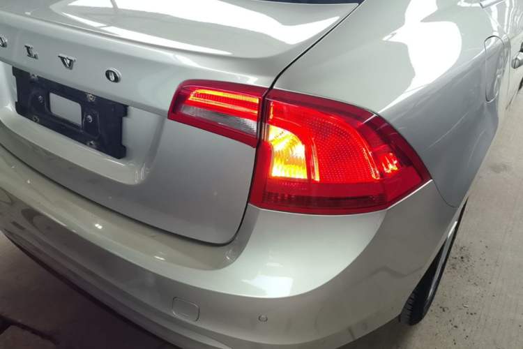 Used Volvo S60 2017 S60L T3 Smart Upgrade Edition Right Rear Taillight