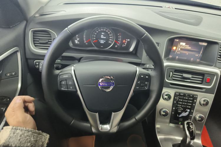 Used Volvo S60 2017 S60L T3 Smart Upgrade Edition Steering Wheel