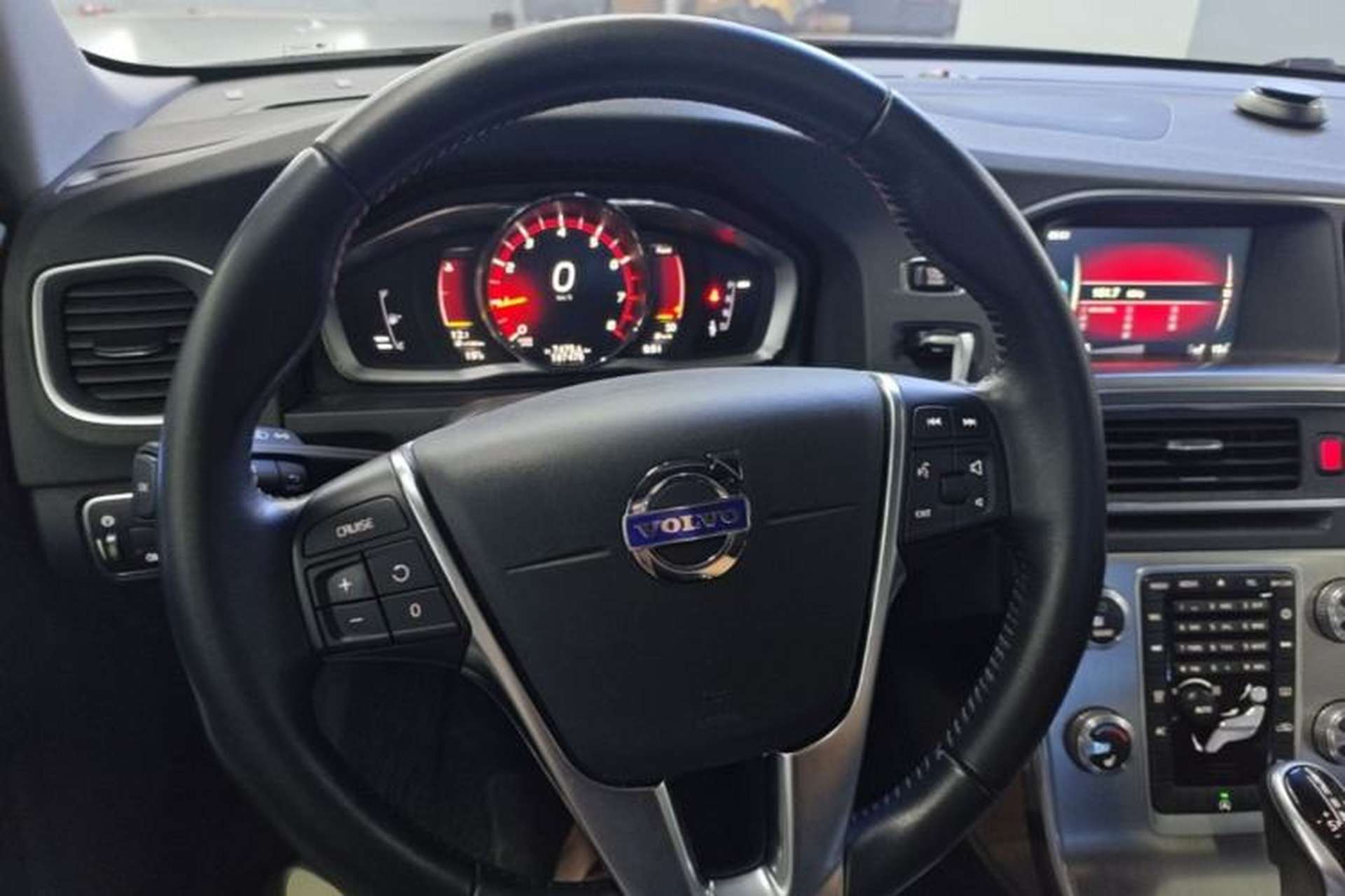 Used Volvo S60 2017 S60L T4 Smart Range Edition Steering Wheel