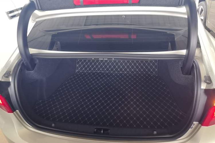 Used Volvo S60 2017 S60L T3 Smart Upgrade Edition Trunk