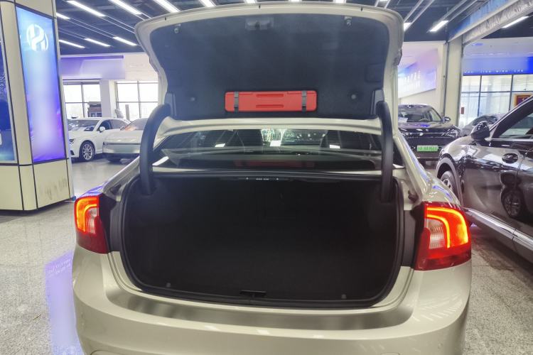 Used Volvo S60 2017 S60L T3 Smart Upgrade Edition Trunk