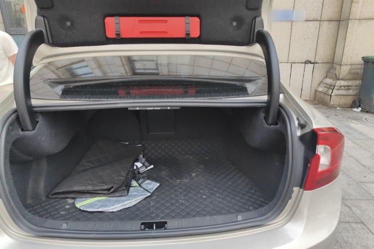 Used Volvo S60 2017 S60L T4 Smart Range Edition Trunk