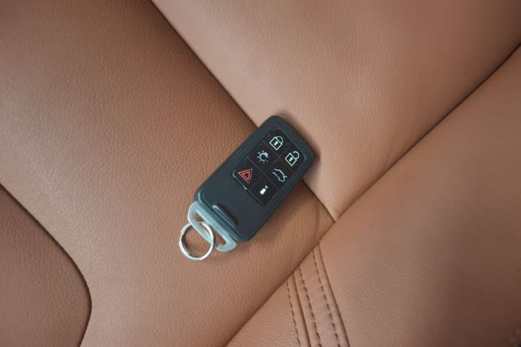 Used Volvo S60 2017 S60L T5 Intelligent Drive Edition Vehicle Key