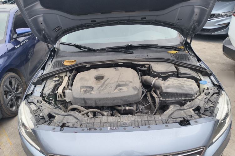 Used Volvo S60 2018 S60L T3 Smart Upgrade Edition Engine Bay