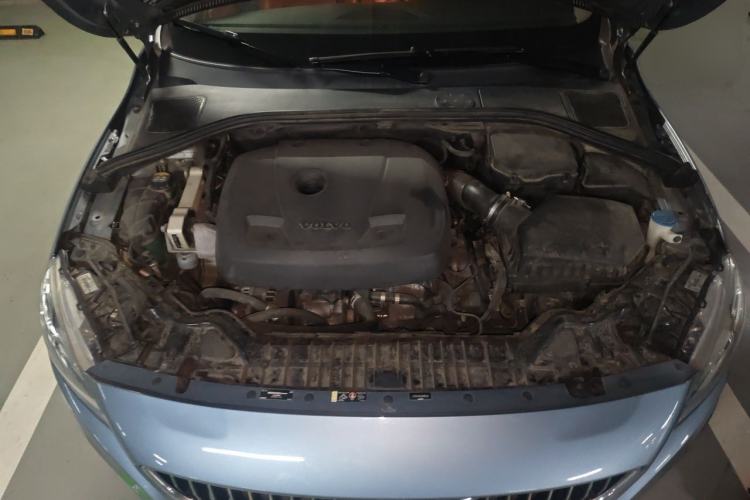 Used Volvo S60 2018 S60L T4 Smart & Ambitious Edition Engine Bay