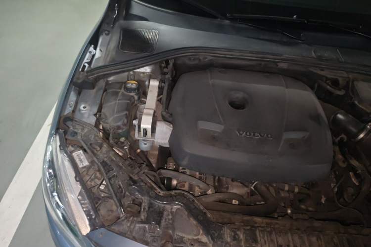Used Volvo S60 2018 S60L T4 Smart & Ambitious Edition Engine Bay Right