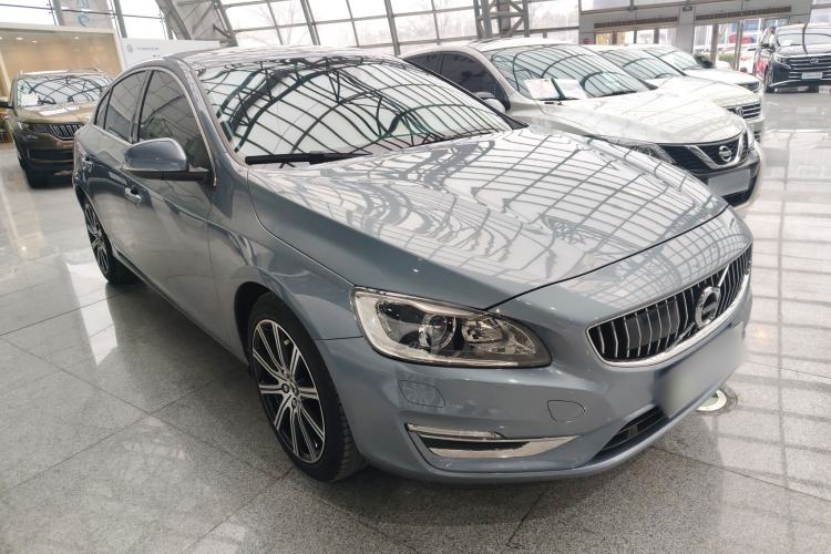 Used Volvo S60 2018 S60L T5 Intelligent Drive Progressive Edition Exterior 1