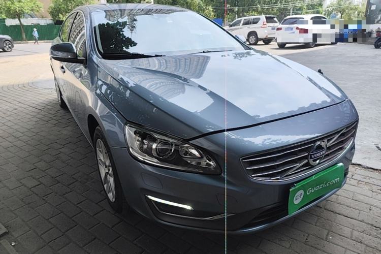Used Volvo S60 2018 S60L T3 Smart Upgrade Edition Front Right 45 Deg