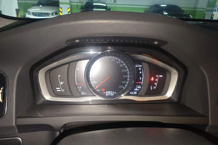 Used Volvo S60 2018 S60L T4 Smart & Ambitious Edition Instrument Cluster