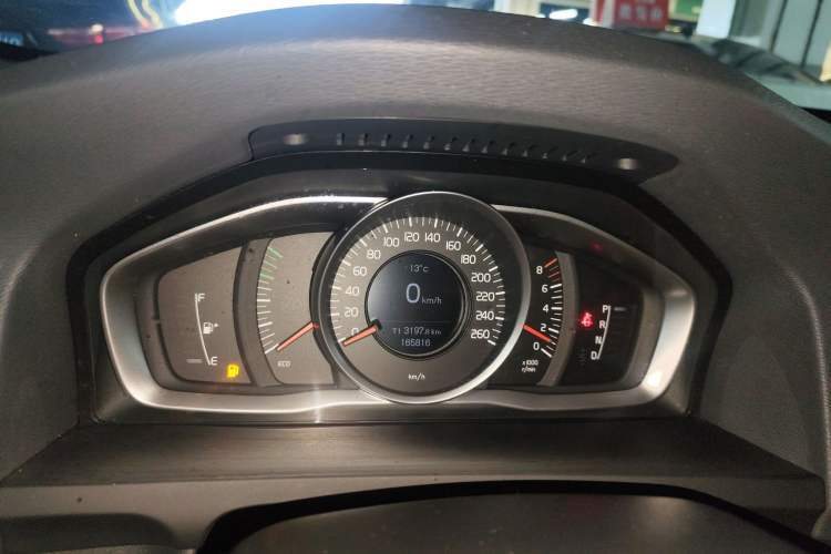 Used Volvo S60 2018 S60L T3 Smart Progress Edition Instrument Cluster
