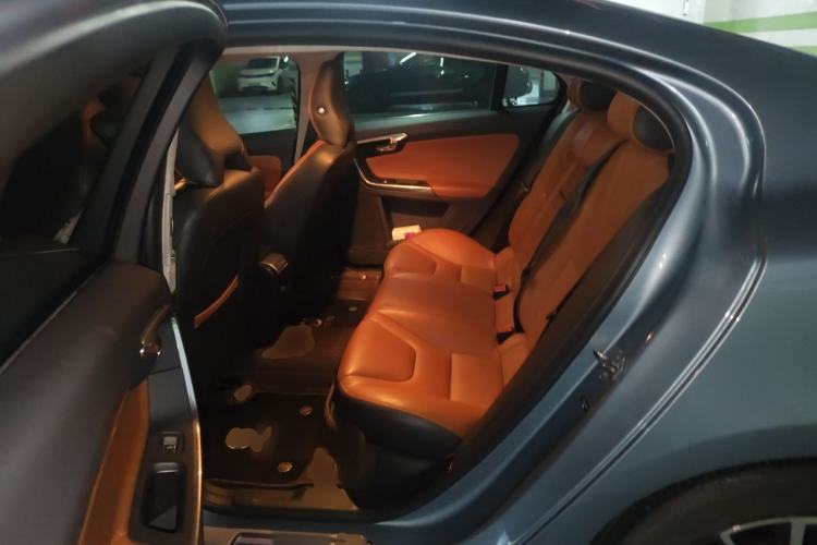 Used Volvo S60 2018 S60L T4 Smart & Ambitious Edition Left Rear Seat