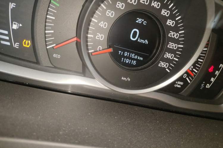 Used Volvo S60 2018 S60L T3 Smart Upgrade Edition Odometer Close Up