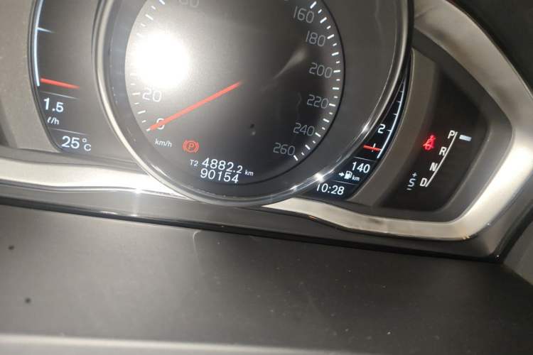 Used Volvo S60 2018 S60L T4 Smart & Ambitious Edition Odometer Close Up