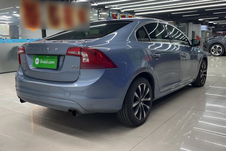 Used Volvo S60 2018 S60L T3 Smart Progress Edition Rear Right 45 Deg