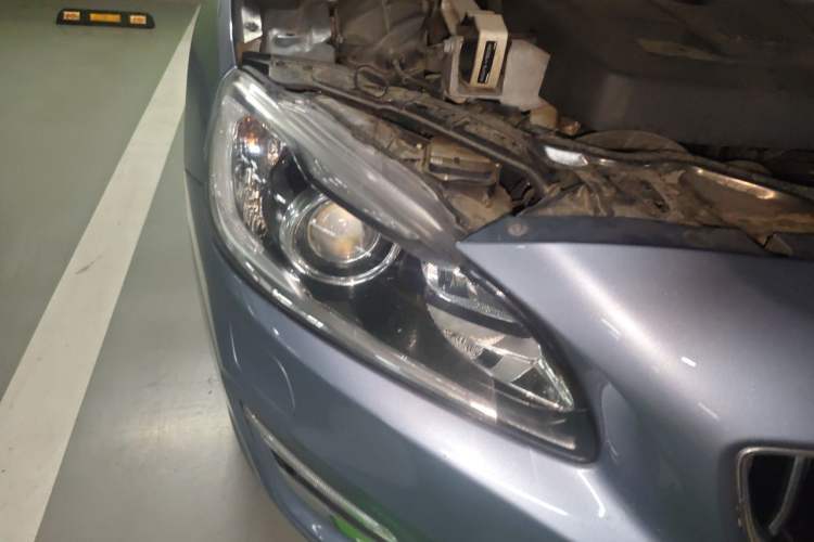 Used Volvo S60 2018 S60L T4 Smart & Ambitious Edition Right Front Headlight