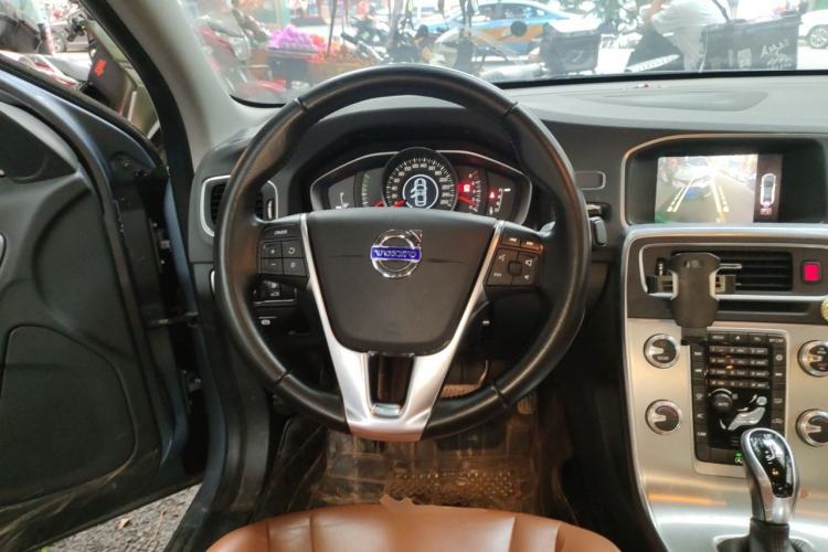 Used Volvo S60 2018 S60L T3 Smart Upgrade Edition Steering Wheel