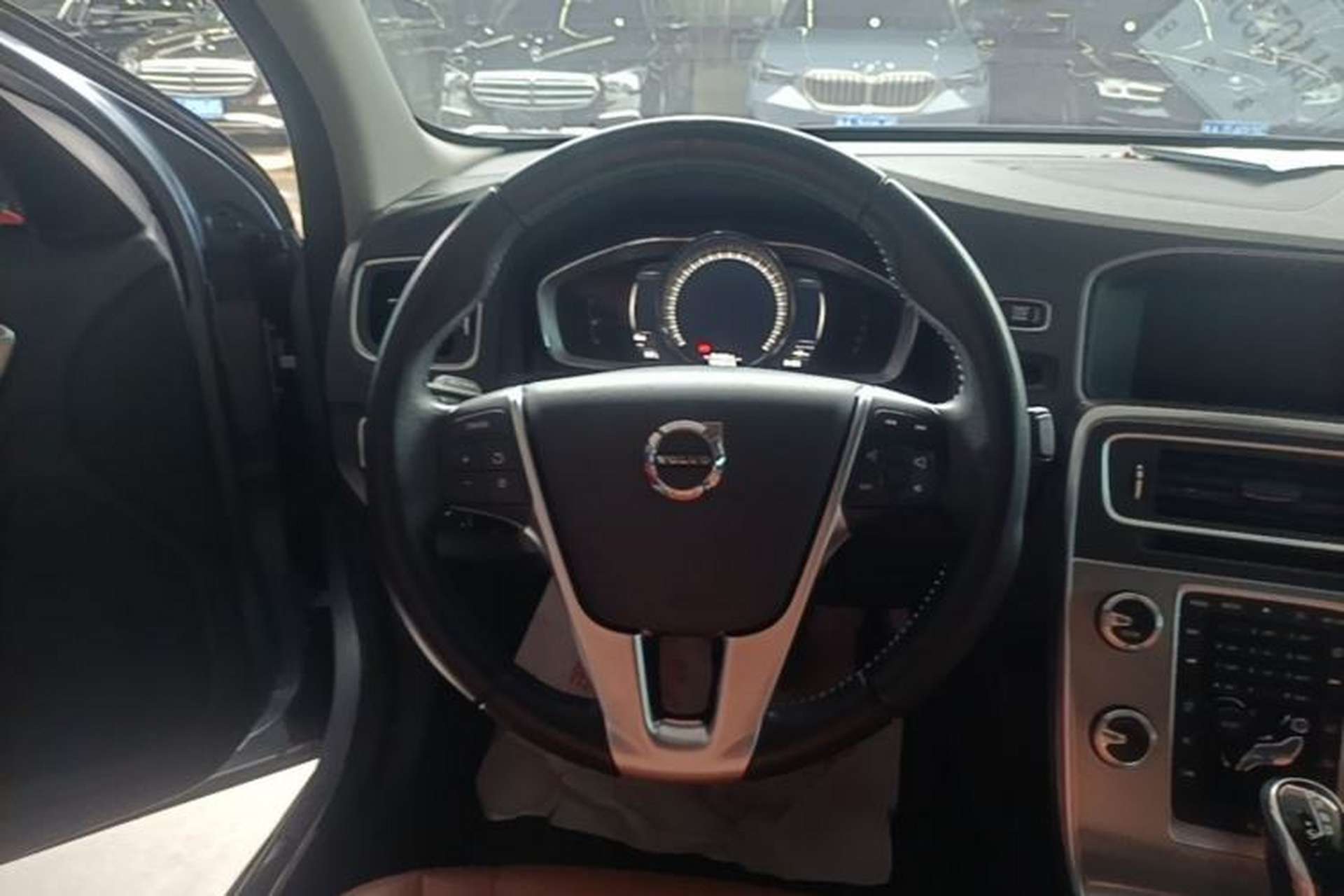Used Volvo S60 2018 S60L T4 Smart & Ambitious Edition Steering Wheel