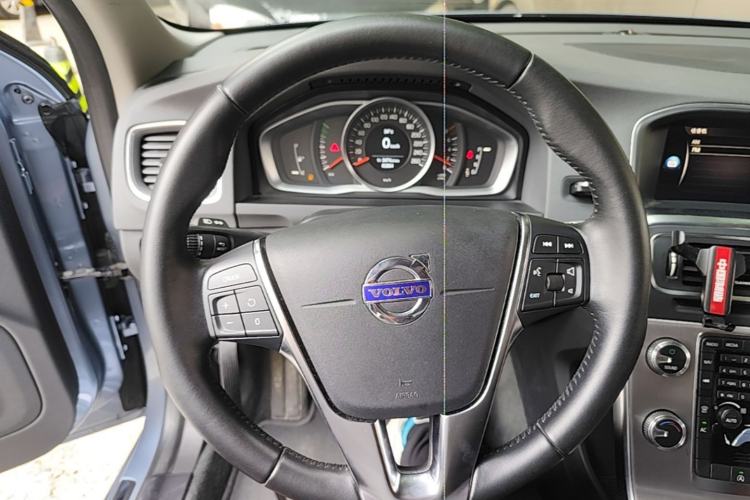 Used Volvo S60 2018 S60L T3 Smart Upgrade Edition Steering Wheel